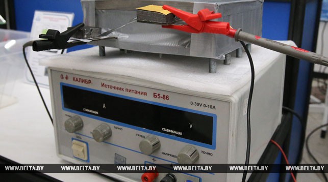 Белорусские ученые представили экспериментальный образец суперконденсатора для электромобиля