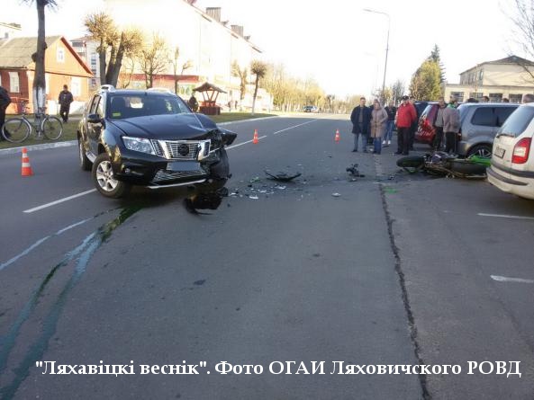 Авария в Ляховичах: автомобиль столкнулся с мотоциклом