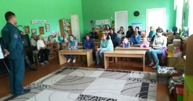 Ляховичские спасатели проводят беседы на родительских собраниях