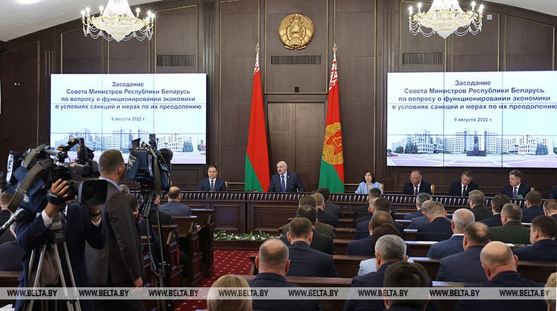 Александр Лукашенко: экономика — вопрос номер один, будет экономика — все у нас получится