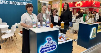 Заместитель председателя Ляховичского райисполкома Людмила Матченя о выставке «Белагро» Заместитель председателя Ляховичского райисполкома Людмила Матченя о выставке «Белагро»
