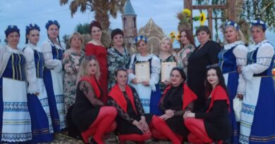 Творческие коллективы Ляховиччины поздравили  аграриев  Ганцевичского района на фестивале-ярмарке тружеников села «Дожинки-2026»